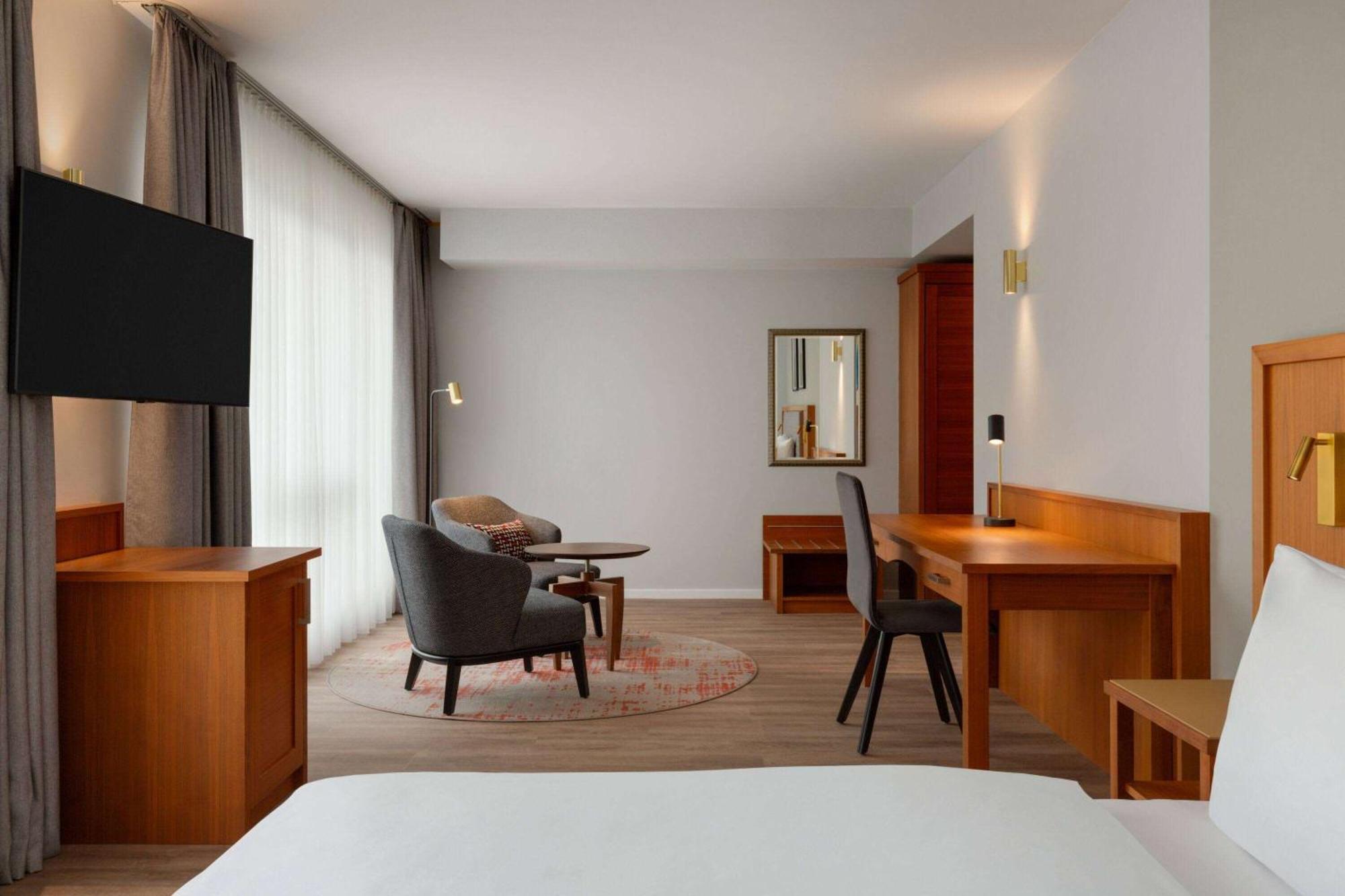 Krummenweg 4* Ratingen