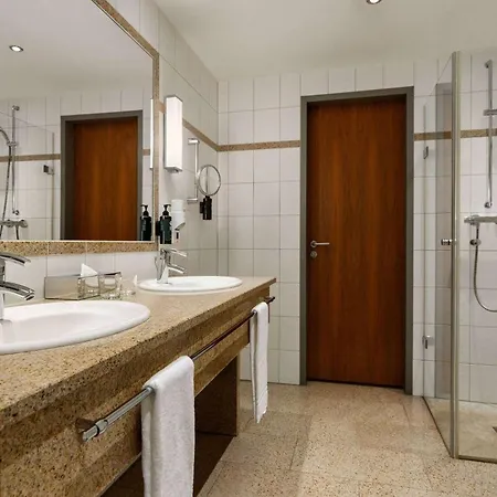 Landhotel Krummenweg Ratingen Buitenkant foto