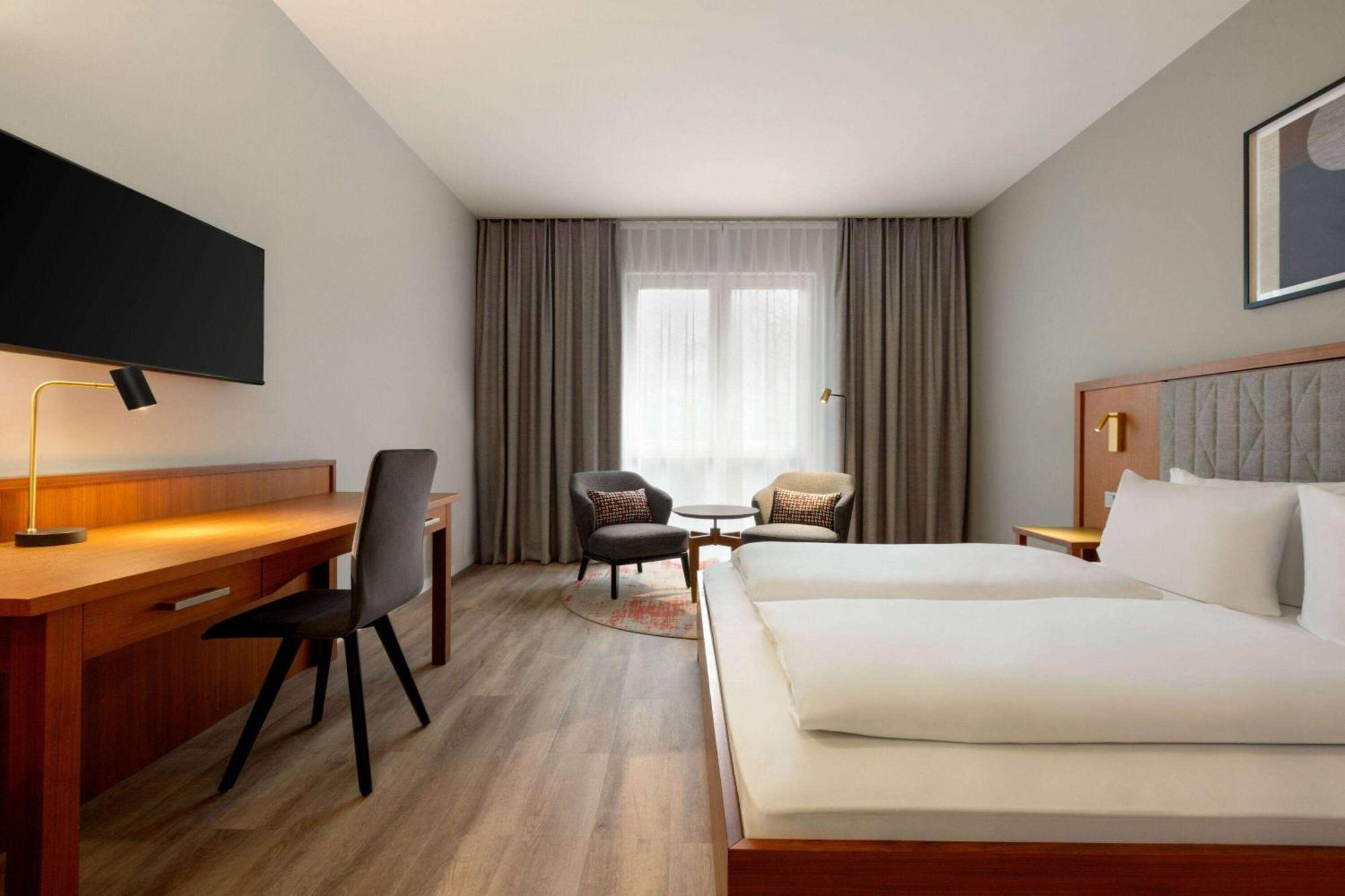 Ramada By Wyndham Duesseldorf Hotel